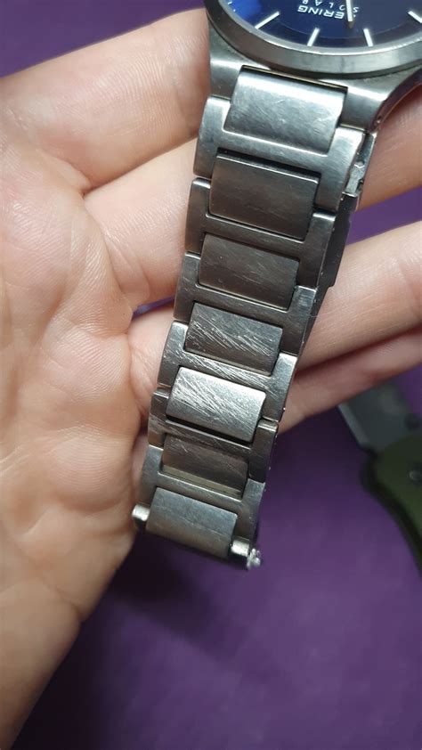 titanium watch scratching